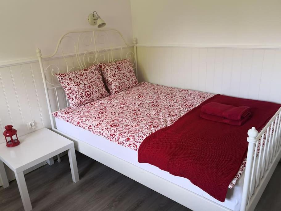 Red Bed Villa Jankowice  Luaran gambar
